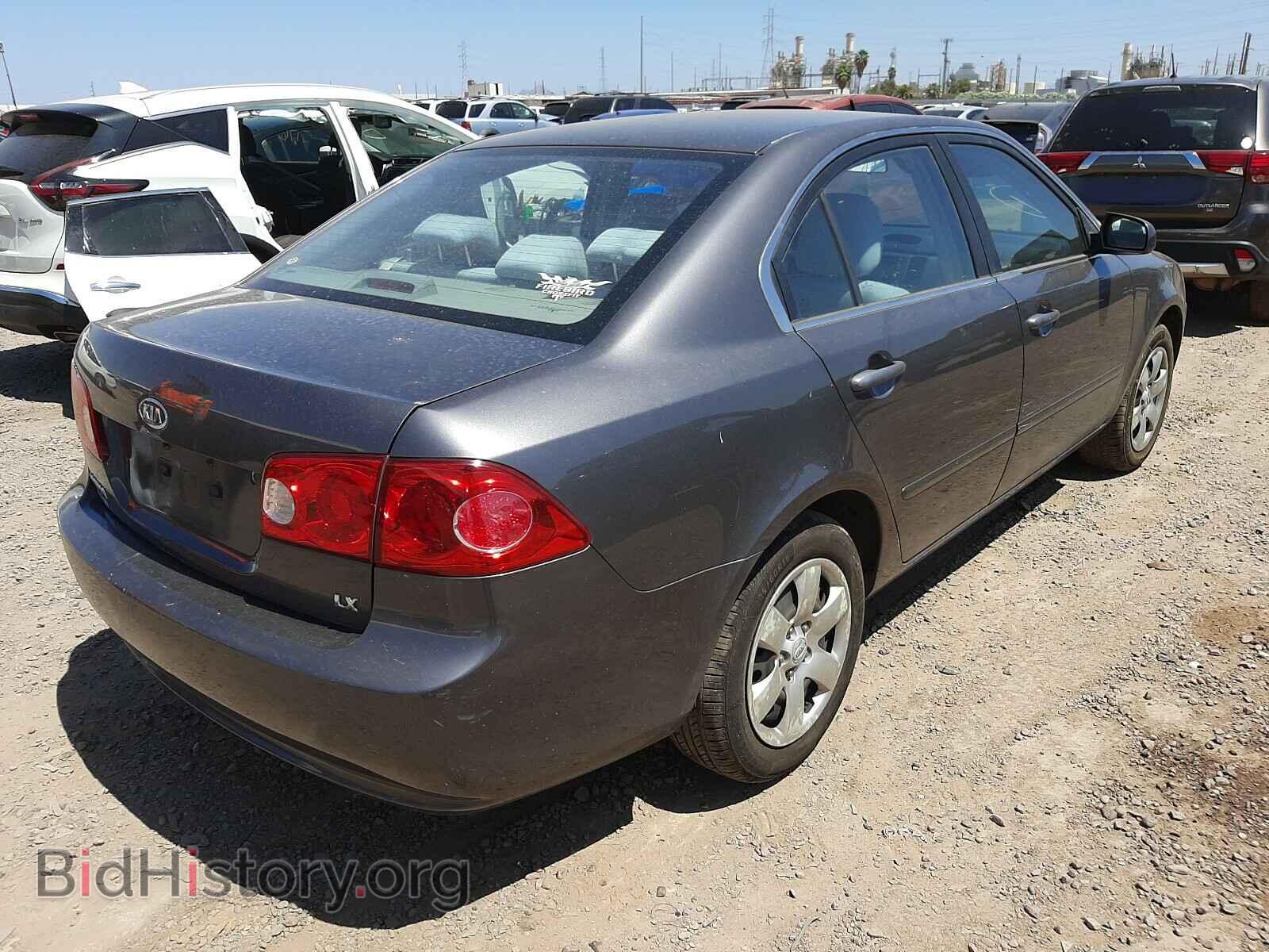 2008 KIA OPTIMA - VIN: KNAGE123785211835 - Фото 4