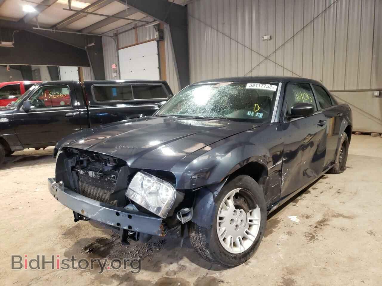 2007 CHRYSLER 300 - VIN: 2C3KA43R37H830005 - Фото 2