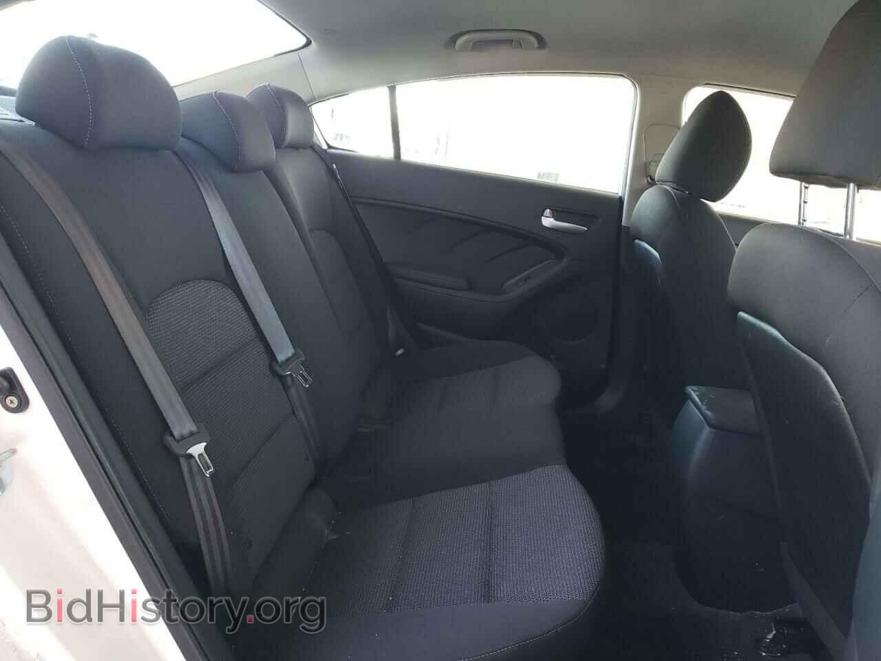 2017 KIA FORTE - VIN: 3KPFK4A7XHE066310 - Фото 6