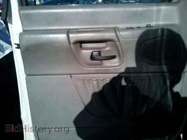 2001 FORD ECONOLINE - VIN: 1FTPE24231HA67945 - Photo 9