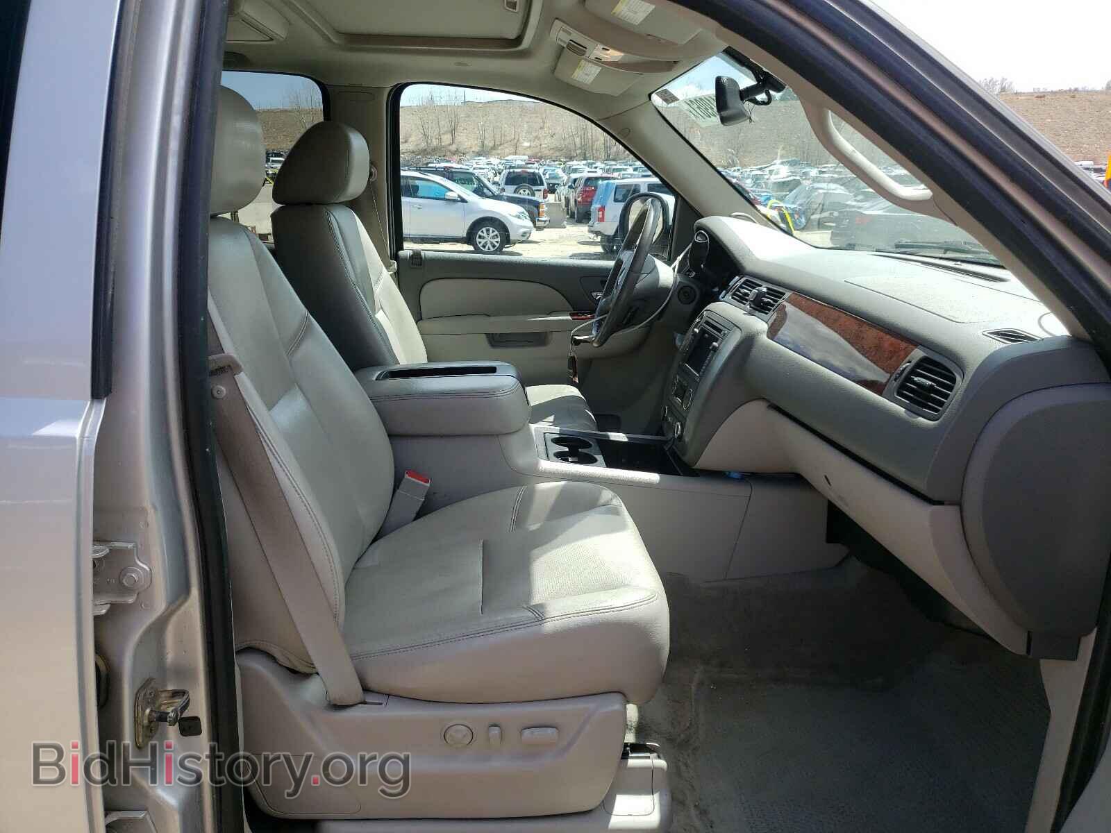 2011 GMC YUKON - VIN: 1GKS2CE05BR243092 - Фото 5