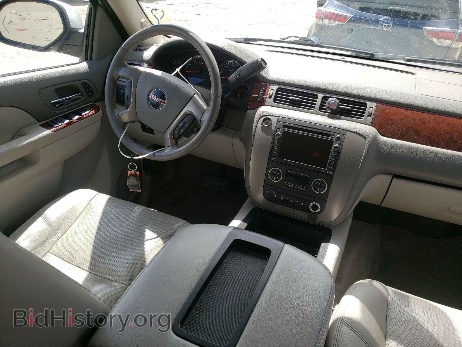 2011 GMC YUKON - VIN: 1GKS2CE05BR243092 - Фото 9