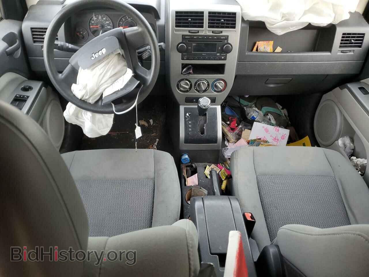 2007 JEEP COMPASS - VIN: 1J8FT47W57D112260 - Photo 8