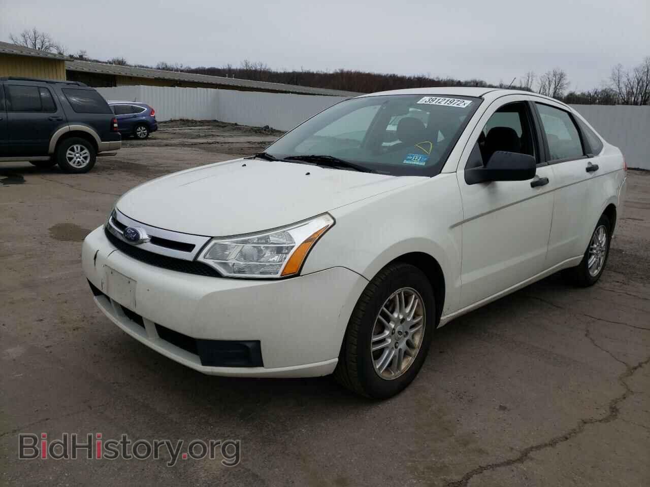 2009 FORD FOCUS - VIN: 1FAHP35N09W255686 - Photo 2