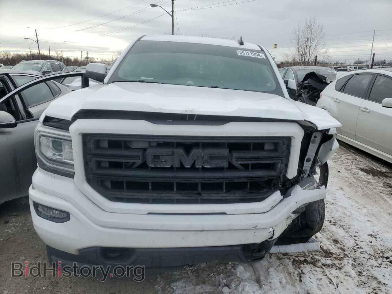 2016 GMC All Models - VIN: 1GTV2MEC9GZ357595 - Photo 5