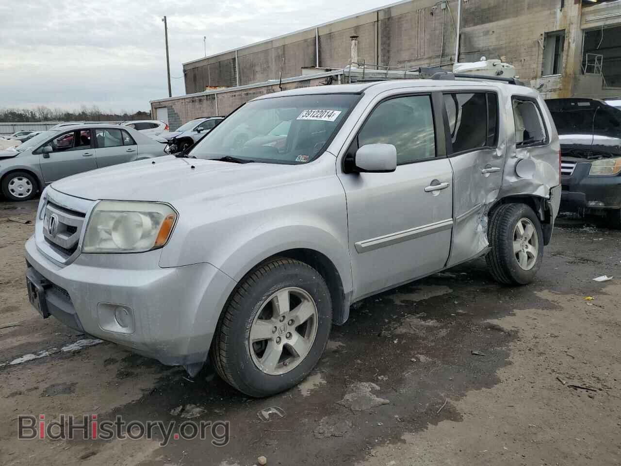 Photo 5FNYF4H74BB005281 - HONDA PILOT 2011