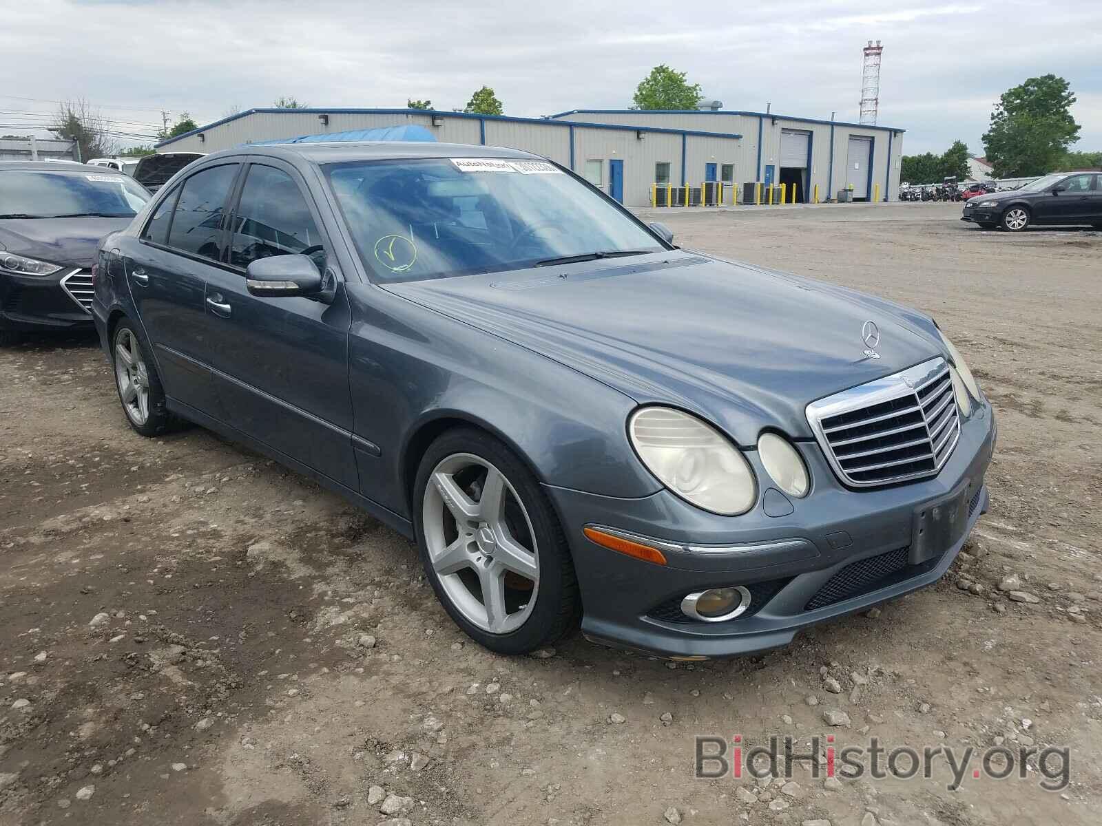 Photo WDBUF56X19B394173 - MERCEDES-BENZ E CLASS 2009