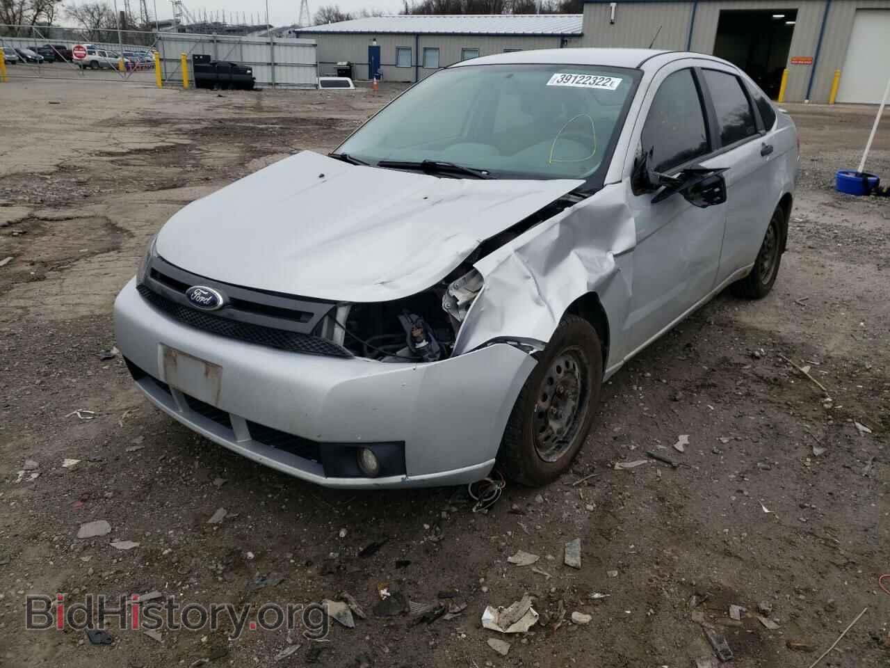 2008 FORD FOCUS - VIN: 1FAHP34N18W172901 - Фото 2