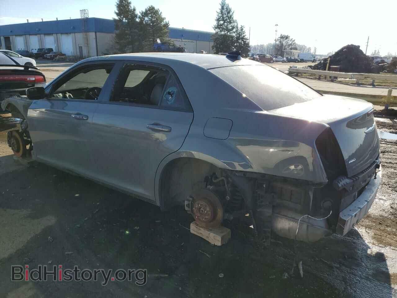 2016 CHRYSLER 300 - VIN: 2C3CCAGG5GH244623 - Фото 2