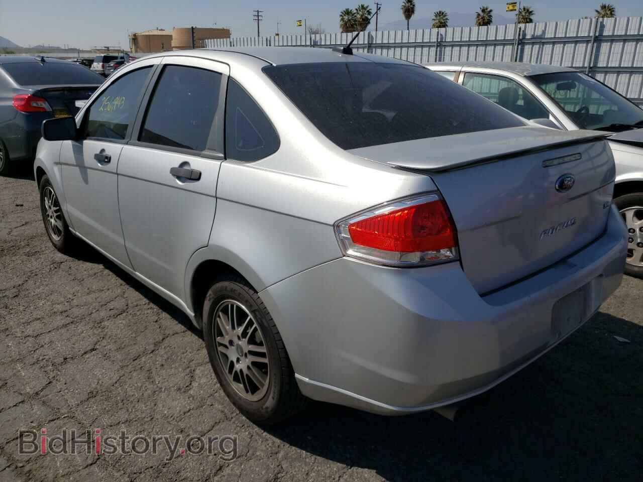 2011 FORD FOCUS - VIN: 1FAHP3FN3BW205109 - Фото 3
