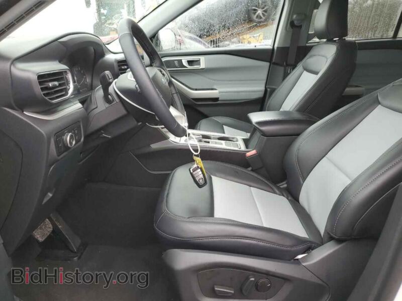 2023 Ford EXPLORER (VIN 1FMSK7DHXPGB51551) — photo 7 of 13
