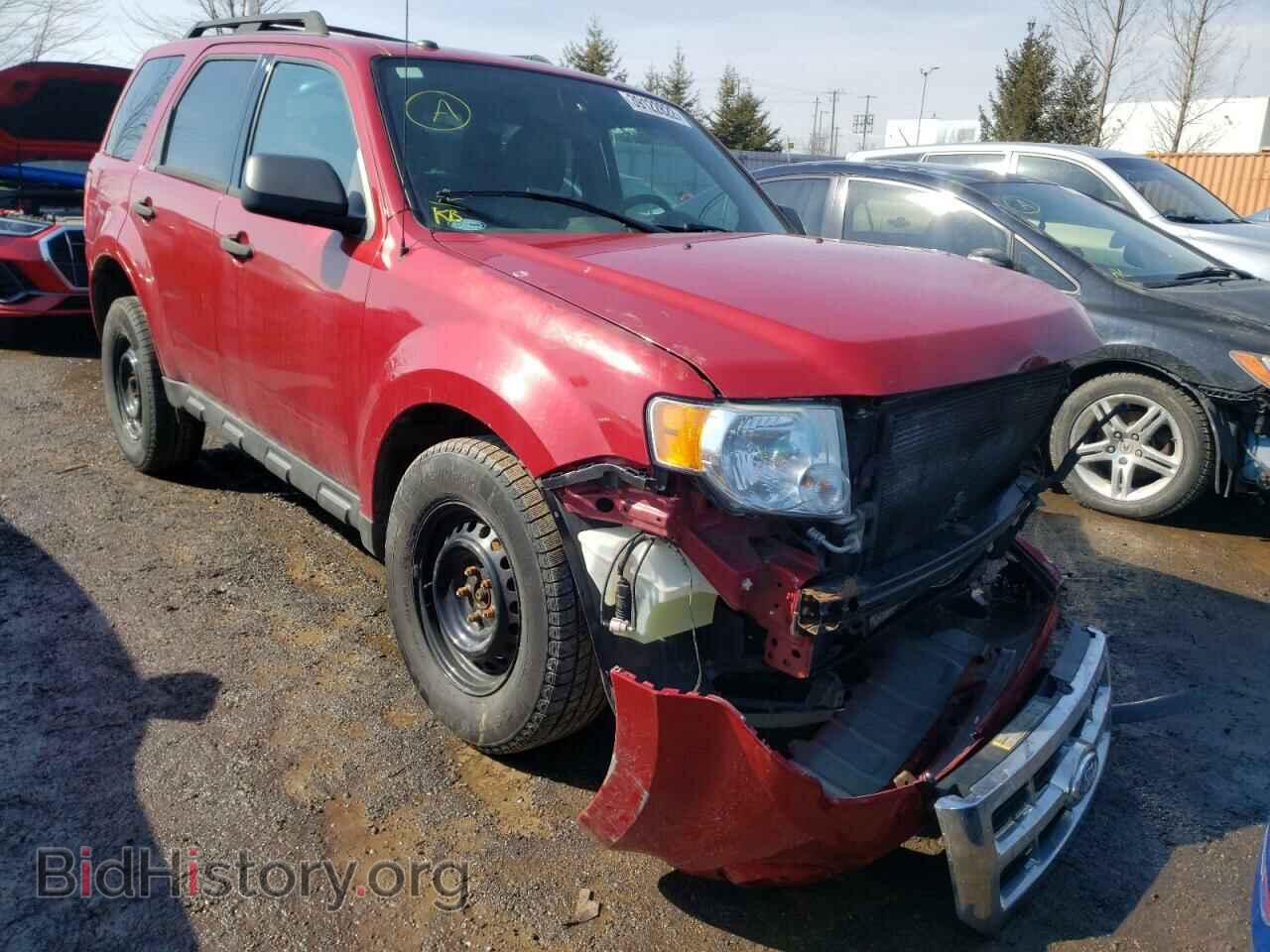 Фотография 1FMCU0DG0BKC00338 - FORD ESCAPE 2011