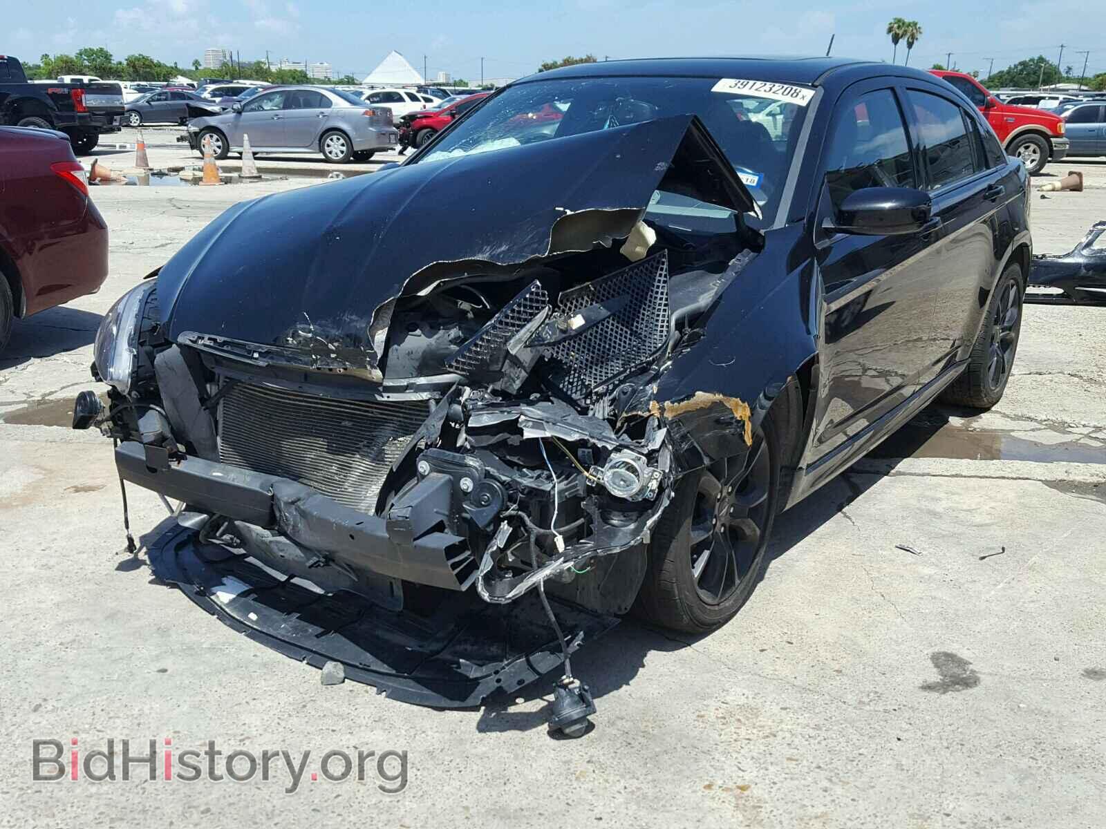 2014 CHRYSLER 200 - VIN: 1C3CCBCG0EN186792 - Фото 2