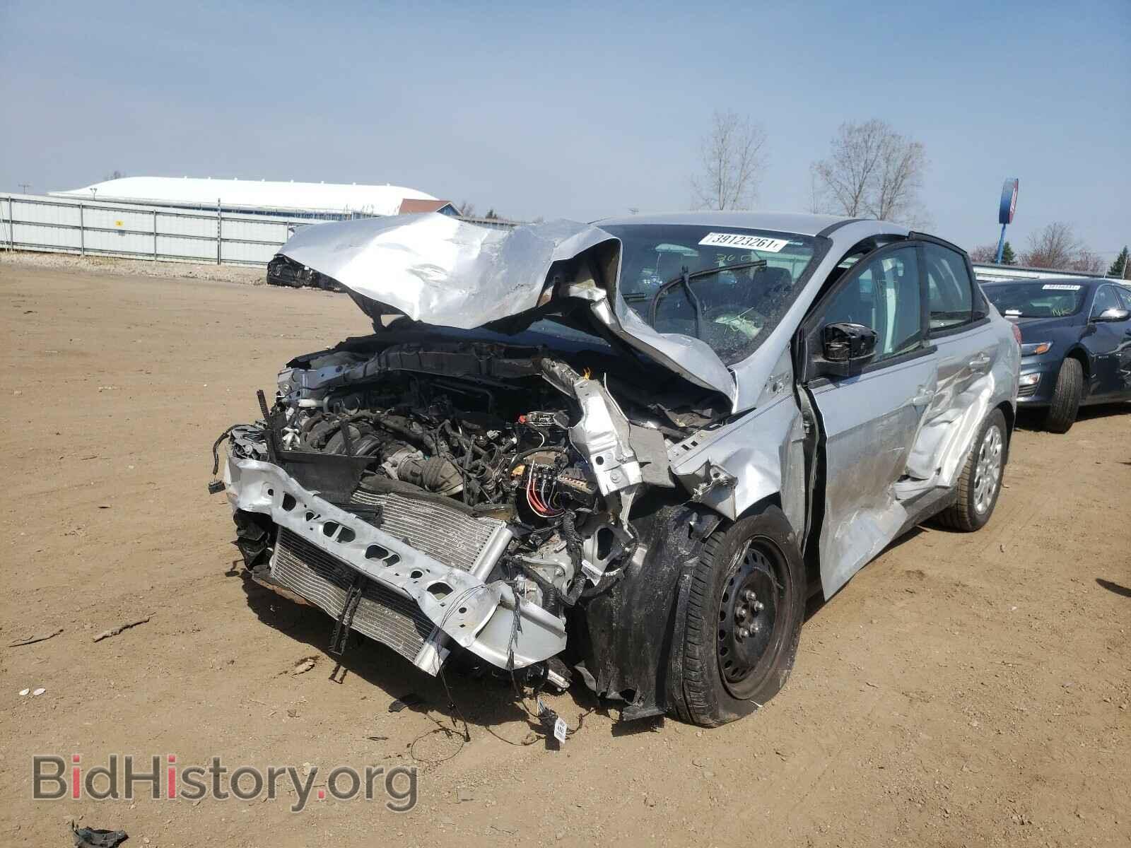 2012 FORD FOCUS - VIN: 1FAHP3F20CL233765 - Photo 2