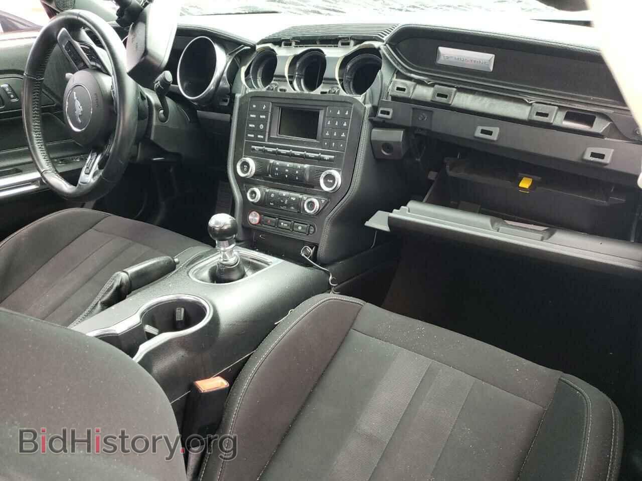 2018 FORD MUSTANG - VIN: 1FA6P8CF9J5162188 - Фото 9