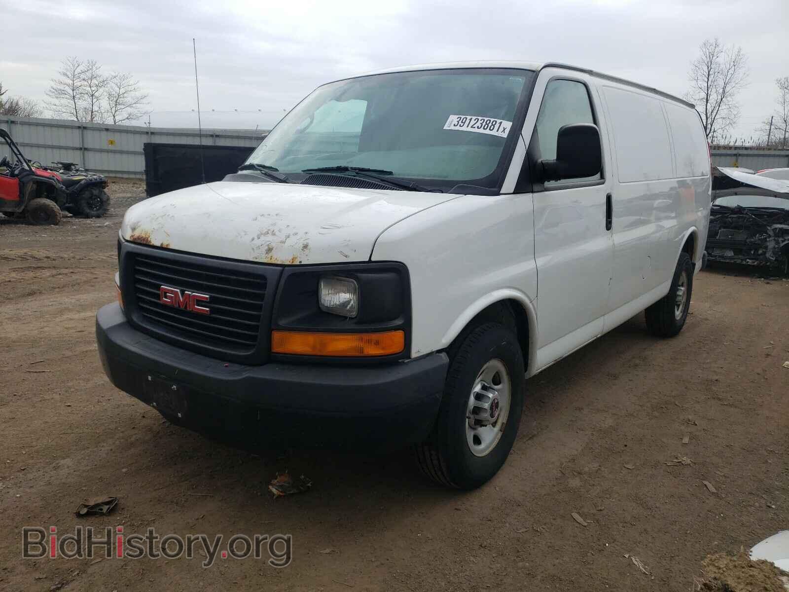 2013 GMC SAVANA - VIN: 1GTW7FCA8D1122697 - Фото 2