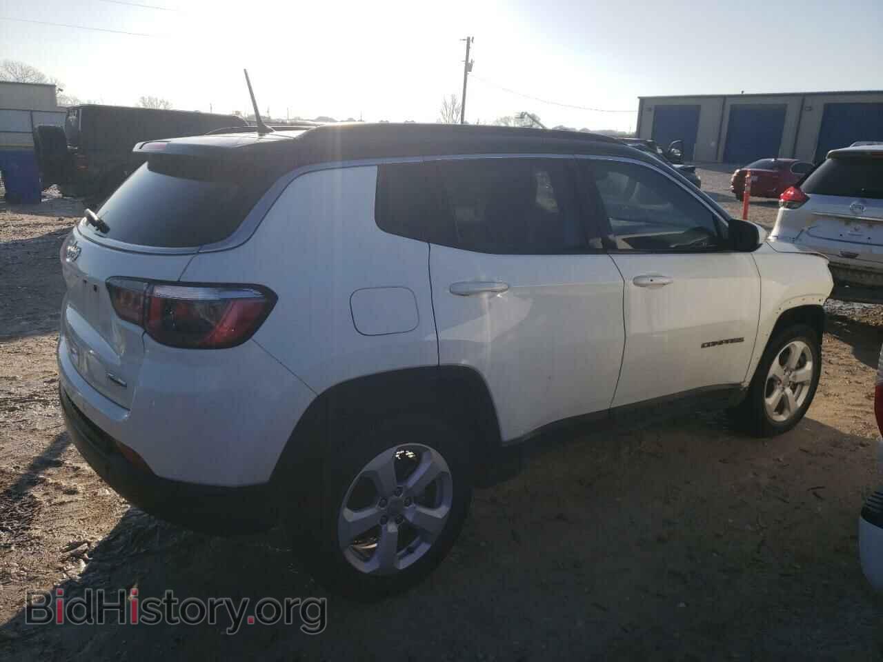 2018 JEEP COMPASS - VIN: 3C4NJCBB4JT233693 - Фото 3