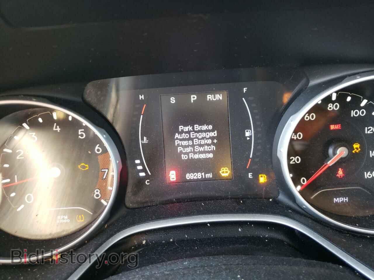 2018 JEEP COMPASS - VIN: 3C4NJCBB4JT233693 - Фото 9