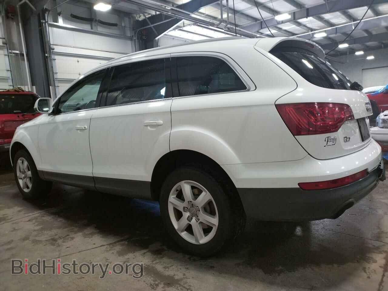 2011 AUDI Q7 - VIN: WA1CGAFEXBD001907 - Фото 2