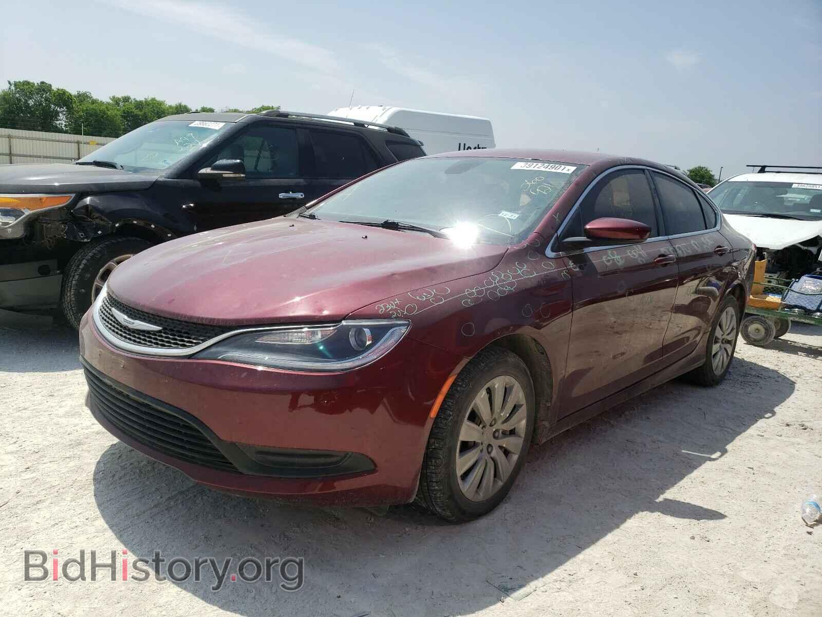 2015 CHRYSLER 200 - VIN: 1C3CCCFB5FN560921 - Фото 2
