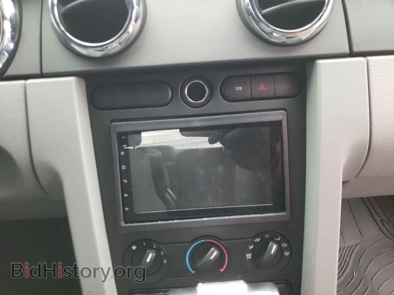 2007 FORD MUSTANG - VIN: 1ZVFT84N475201285 - Фото 9
