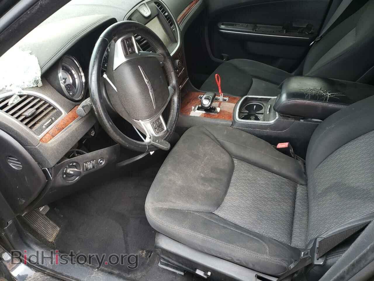 2012 CHRYSLER 300 - VIN: 2C3CCAAG6CH201704 - Фото 7