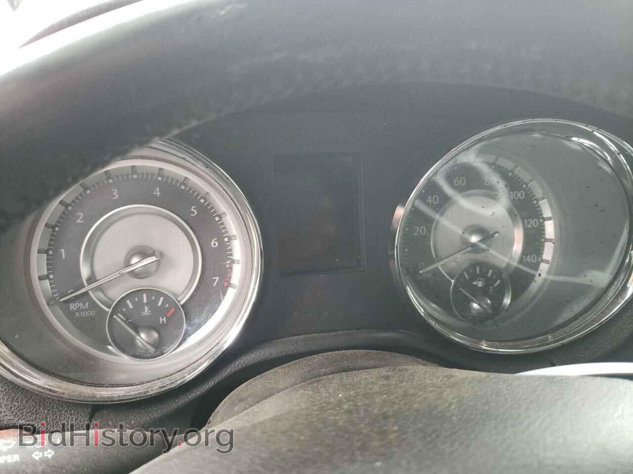 2012 CHRYSLER 300 - VIN: 2C3CCAAG6CH201704 - Фото 9