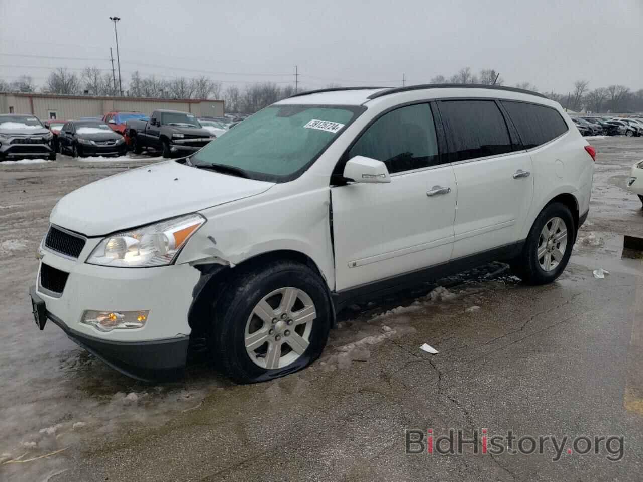 Photo 1GNLVFED2AS109439 - CHEVROLET TRAVERSE 2010
