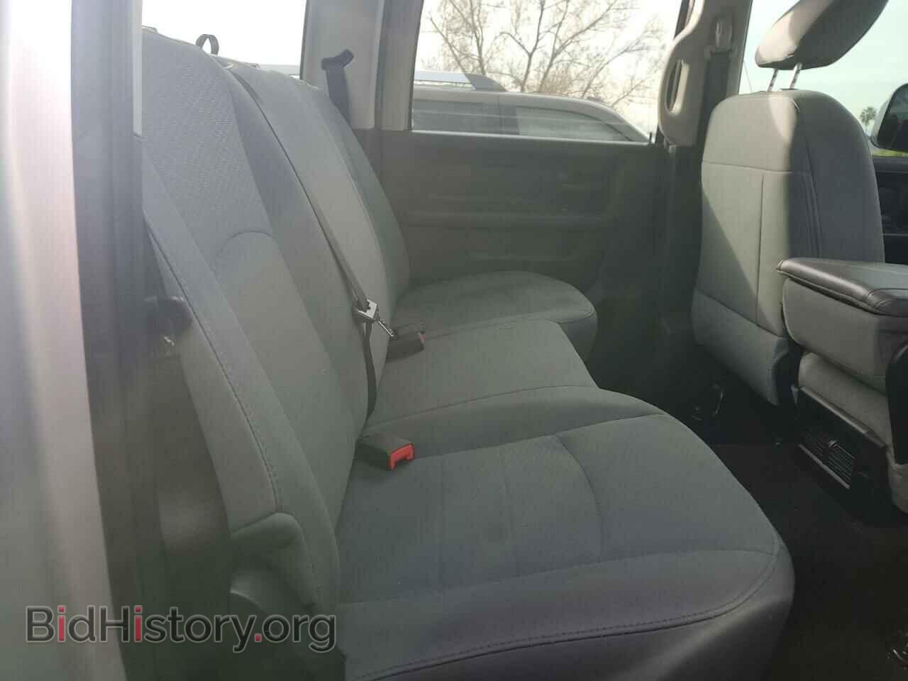 2015 RAM All Models - VIN: 3C6UR5HJ3FG646713 - Photo 6