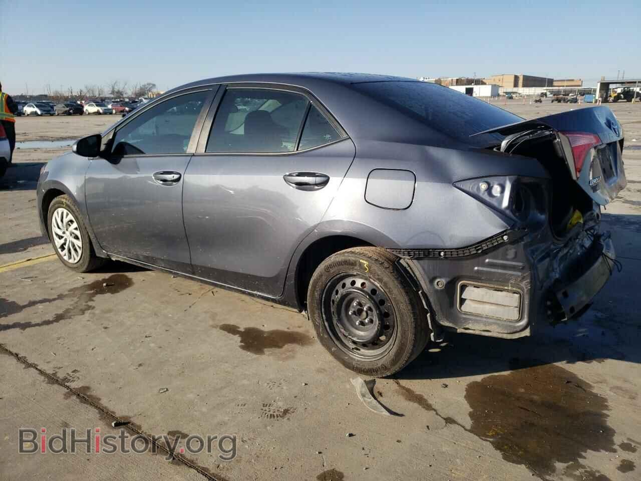 2017 TOYOTA COROLLA - VIN: 5YFBURHE2HP585697 - Фото 2