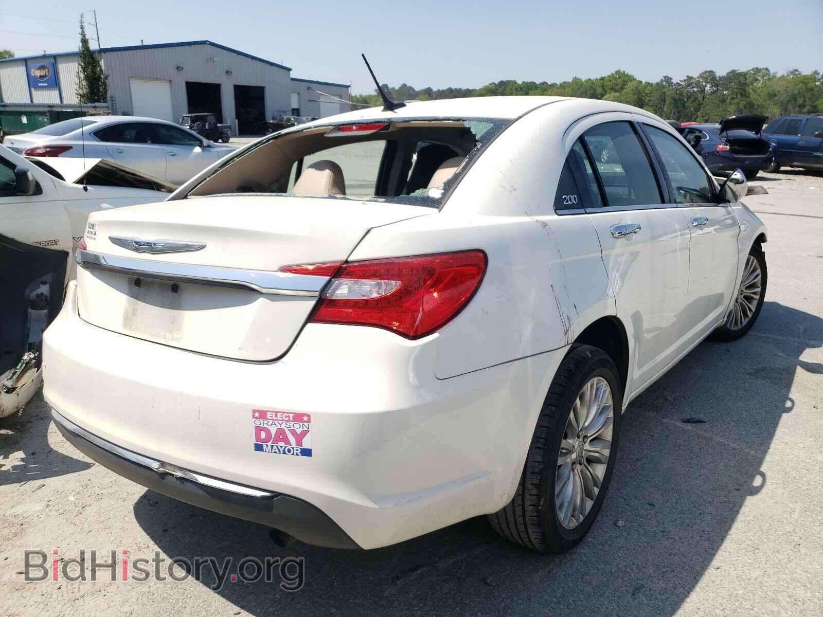 2011 CHRYSLER 200 - VIN: 1C3BC2FB7BN522395 - Фото 4