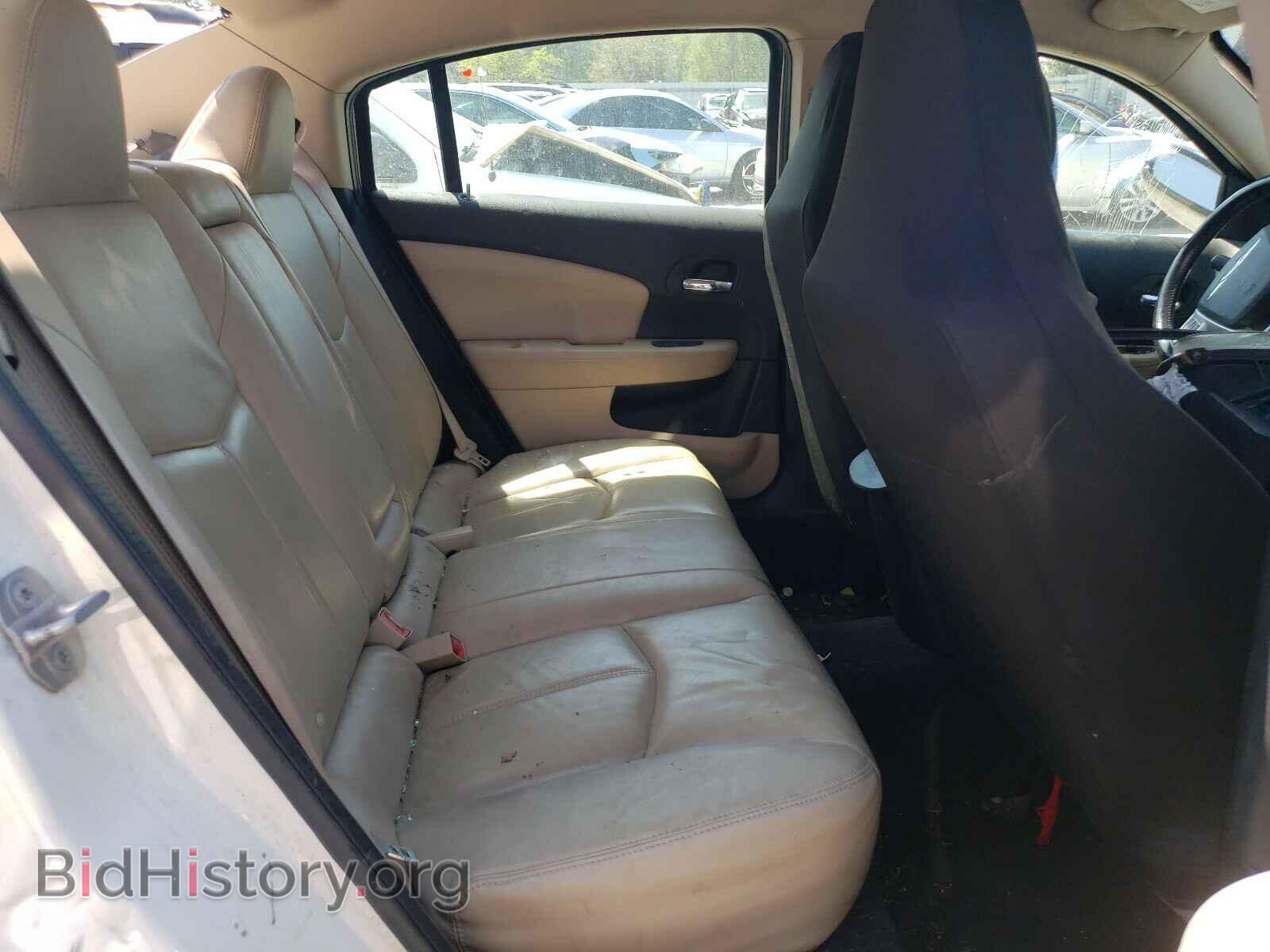 2011 CHRYSLER 200 - VIN: 1C3BC2FB7BN522395 - Фото 6