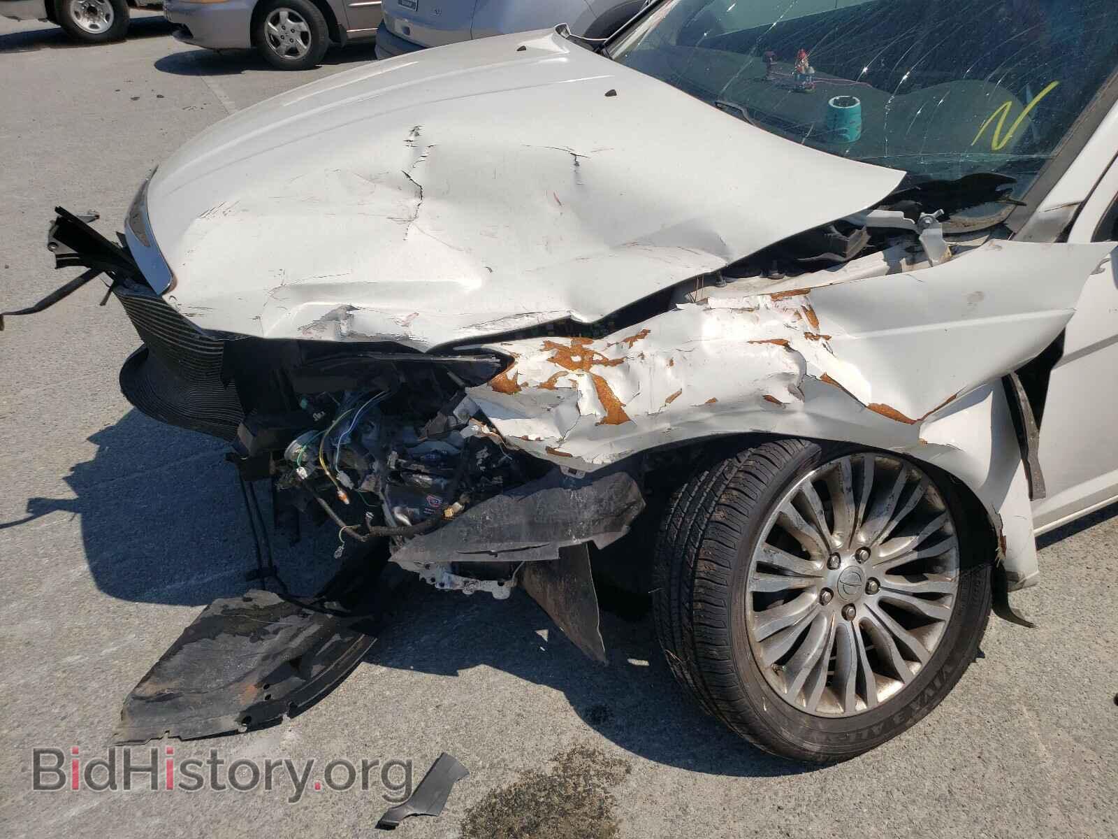 2011 CHRYSLER 200 - VIN: 1C3BC2FB7BN522395 - Фото 9