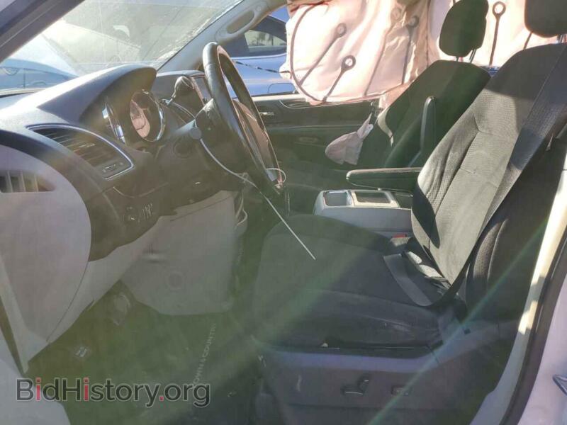 2011 Chrysler MINIVAN (VIN 2A4RR5DG4BR781447) — photo 7 of 13