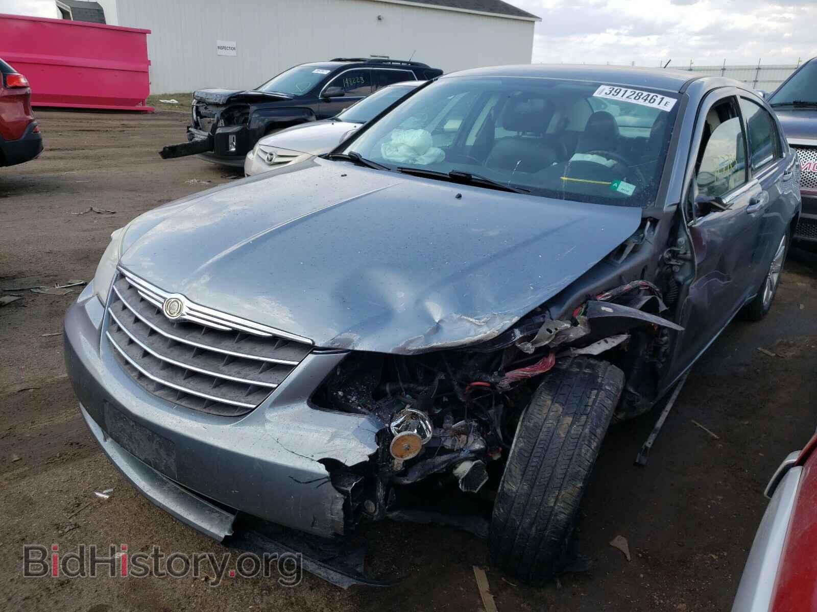 2010 CHRYSLER SEBRING - VIN: 1C3CC5FB0AN111649 - Фото 2