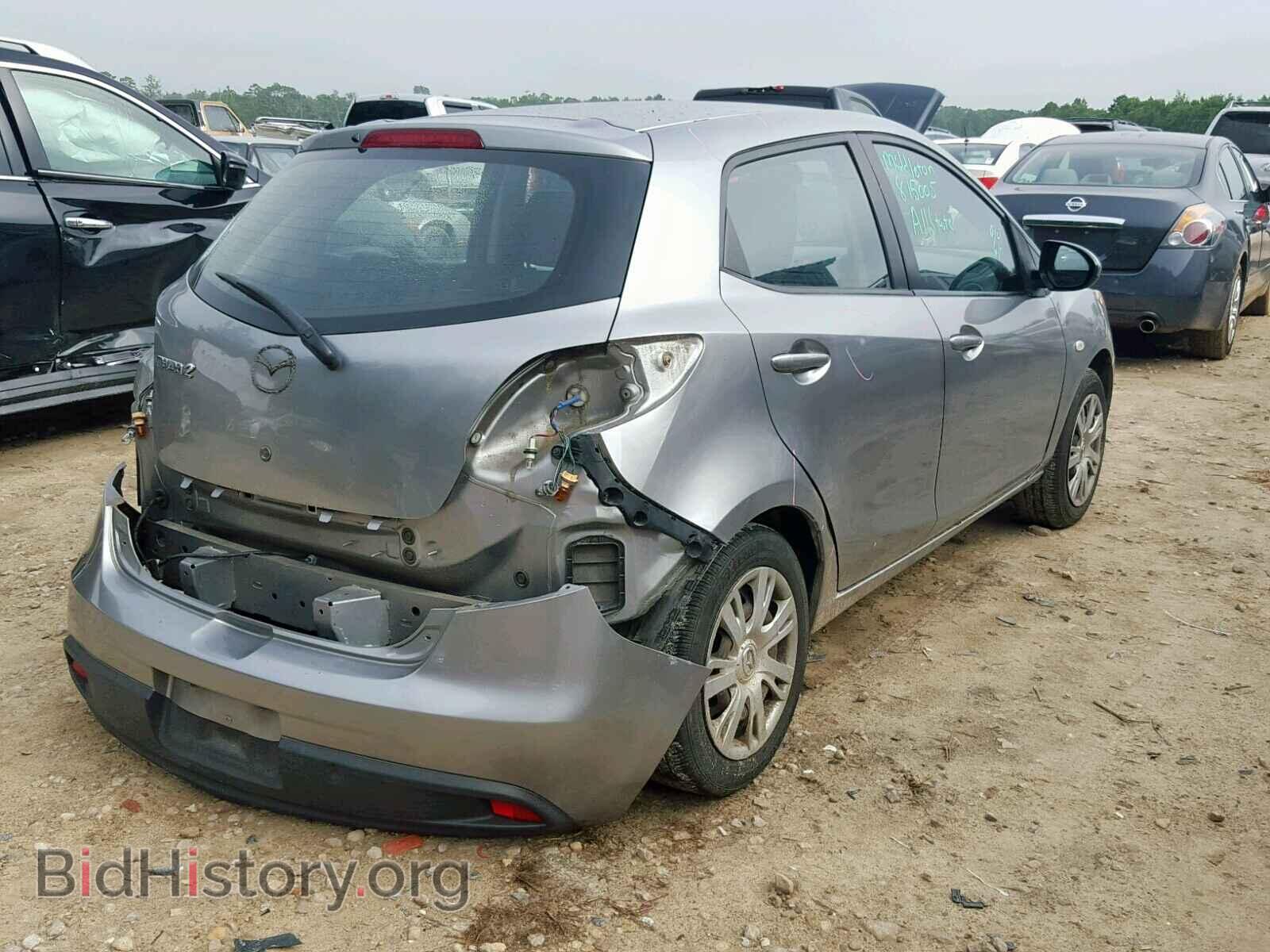 2011 MAZDA 2 - VIN: JM1DE1HY6B0104238 - Photo 4