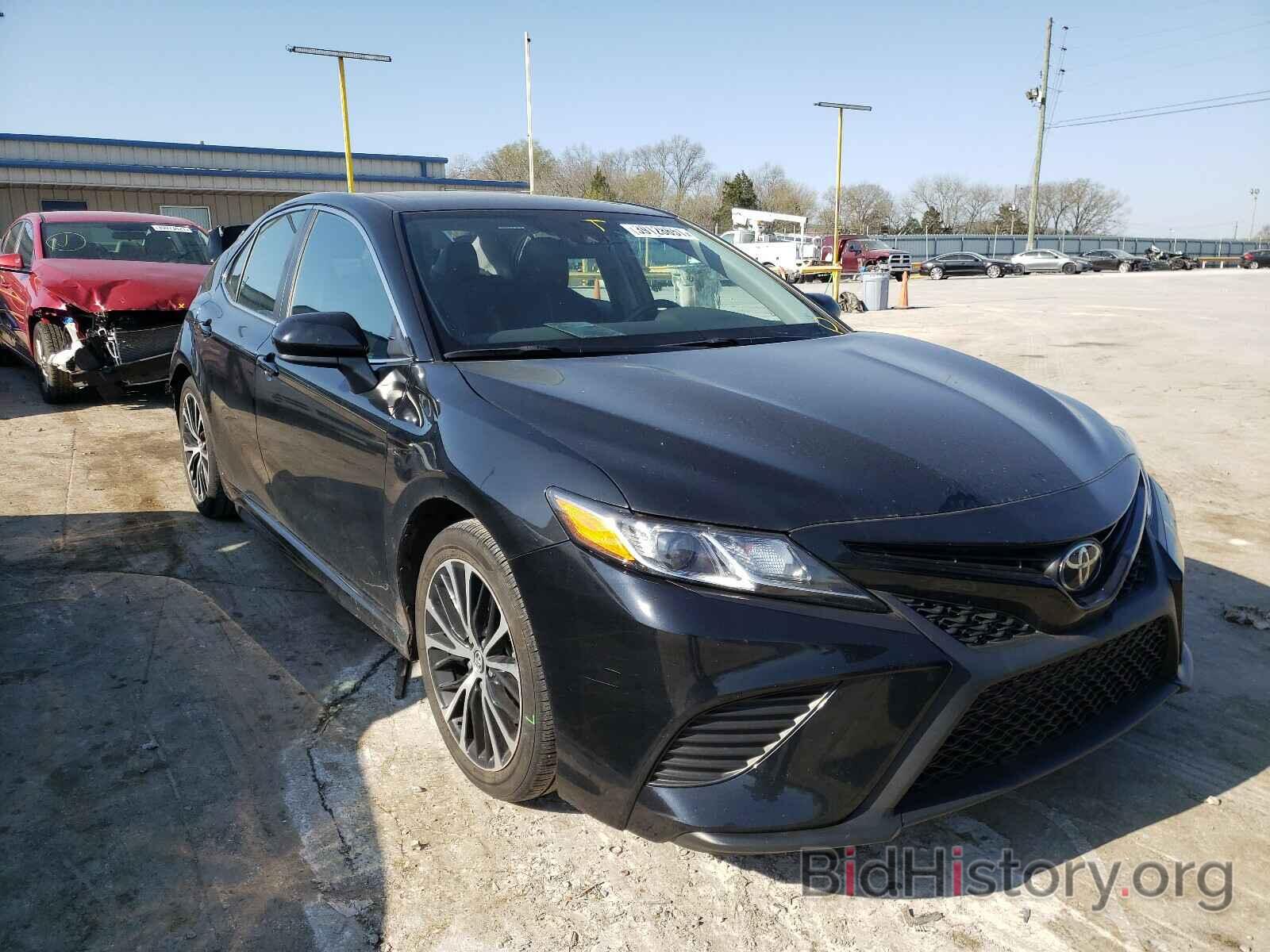 Photo 4T1G11AK3LU902247 - TOYOTA CAMRY 2020