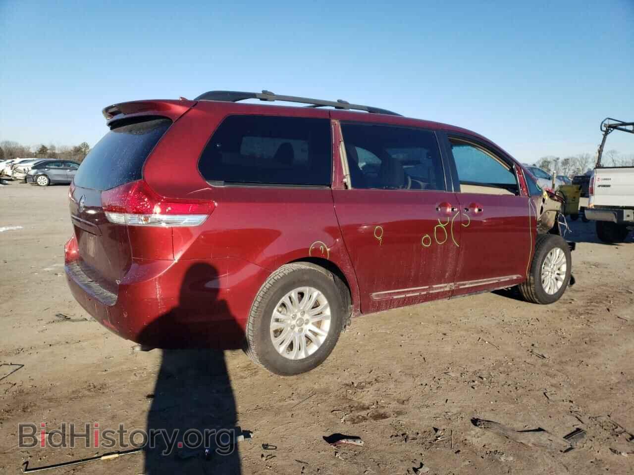 2011 TOYOTA All Models - VIN: 5TDYK3DC7BS137519 - Фото 3