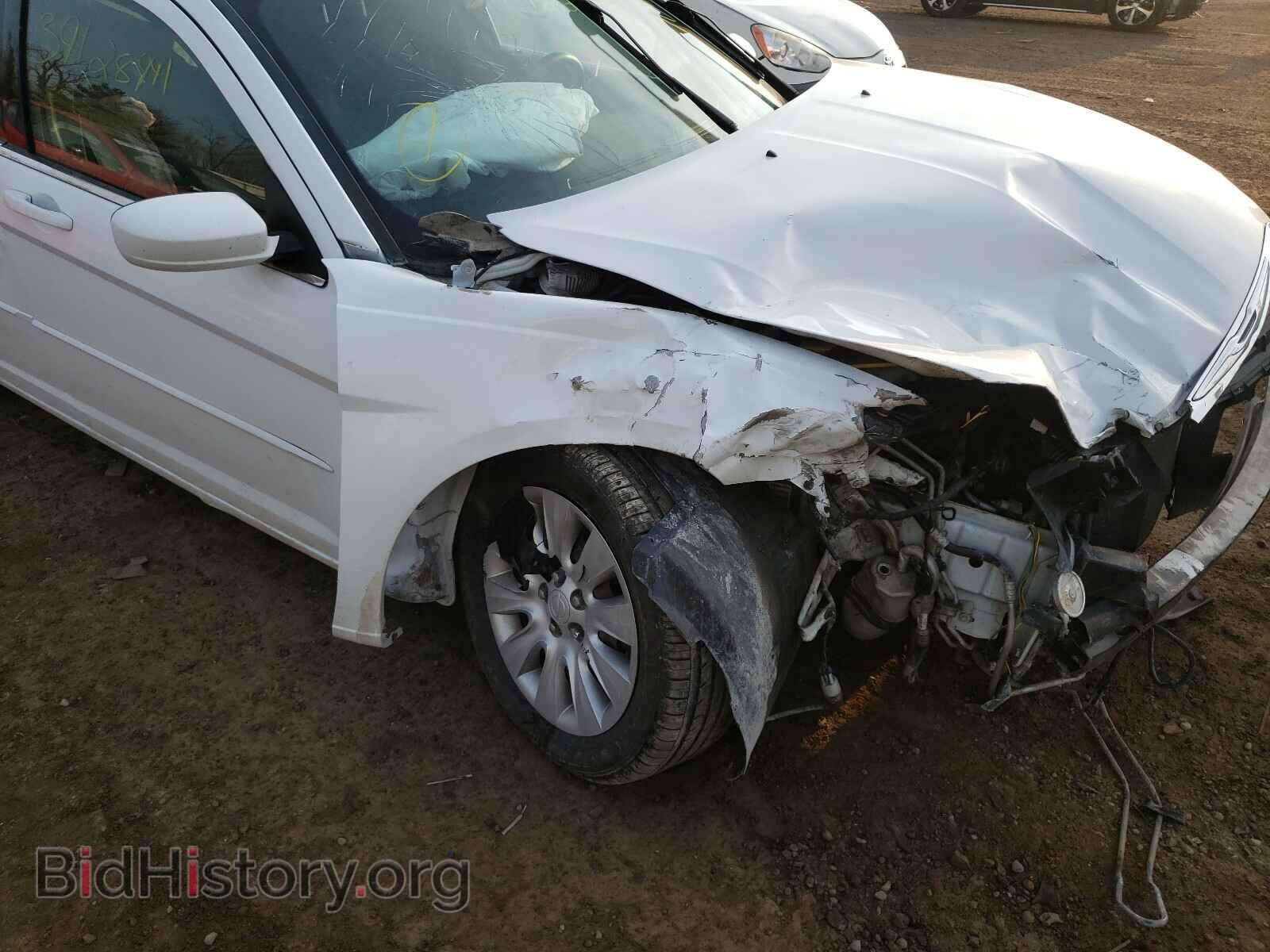 2012 CHRYSLER 200 - VIN: 1C3CCBAB7CN325868 - Фото 9