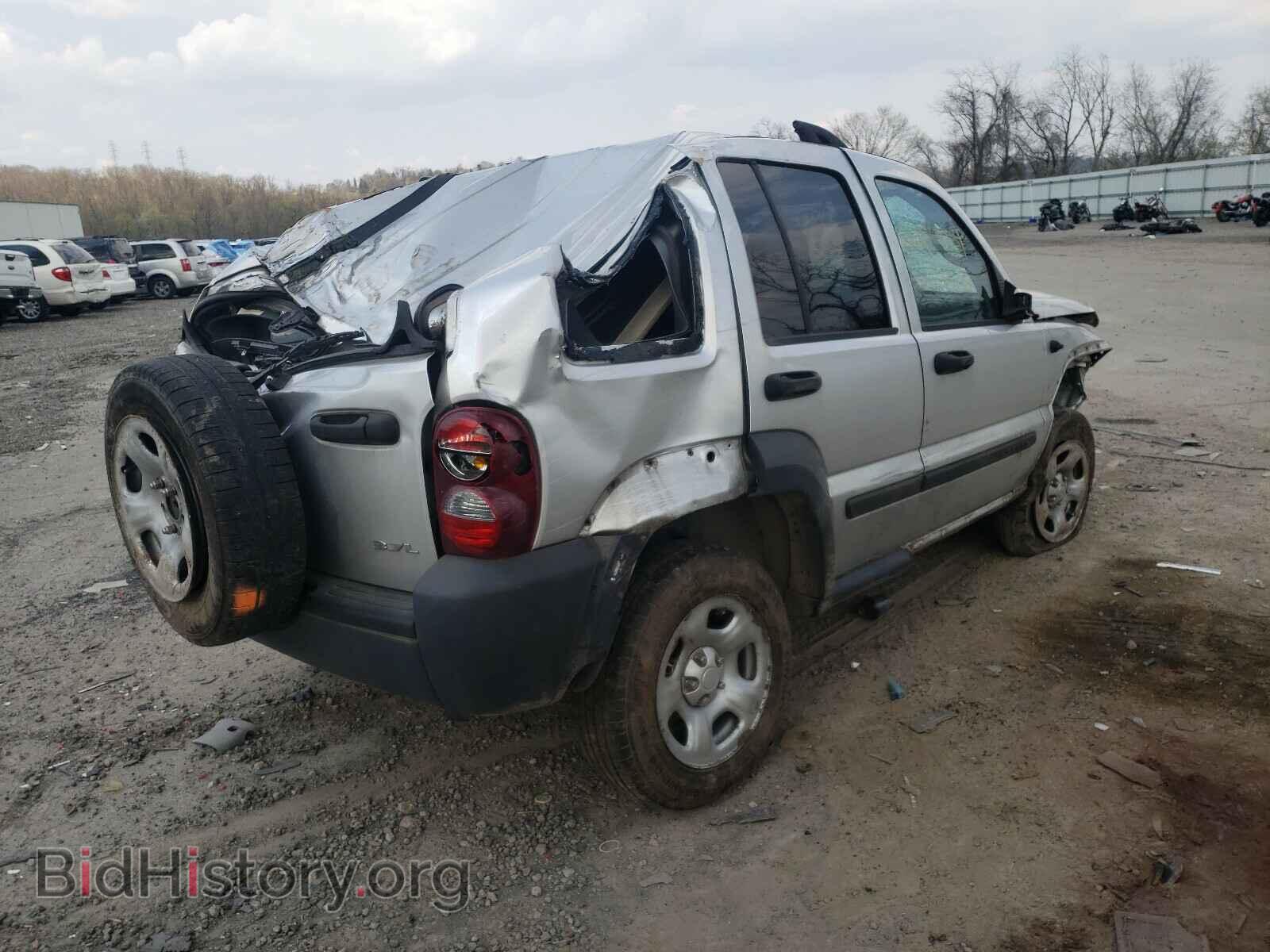2007 JEEP LIBERTY - VIN: 1J4GL48K77W712882 - Фото 4