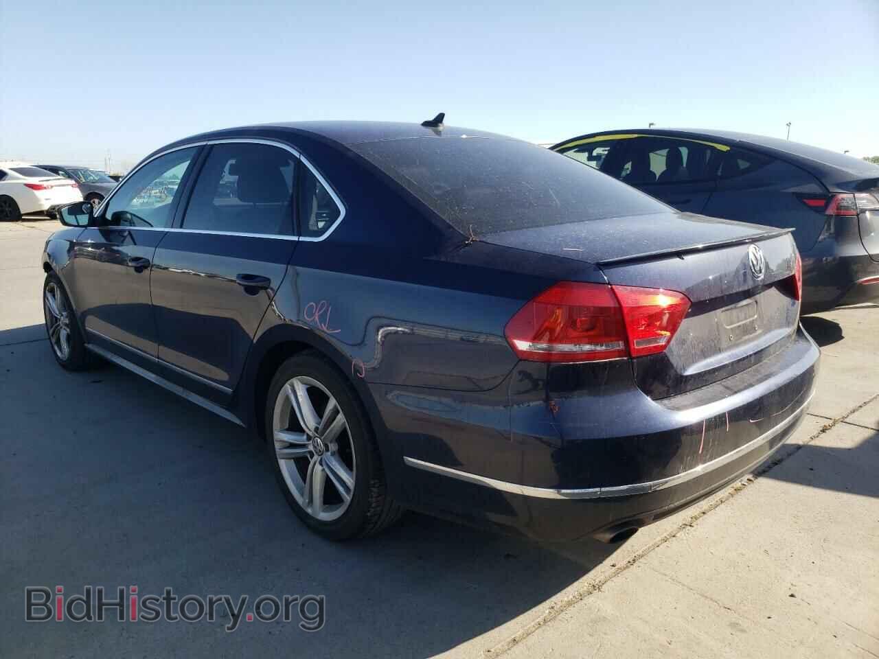 2015 VOLKSWAGEN PASSAT - VIN: 1VWBT7A31FC040142 - Фото 3