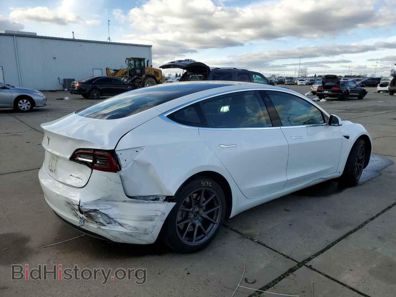2018 TESLA MODEL 3 - VIN: 5YJ3E1EB4JF120644 - Photo 3