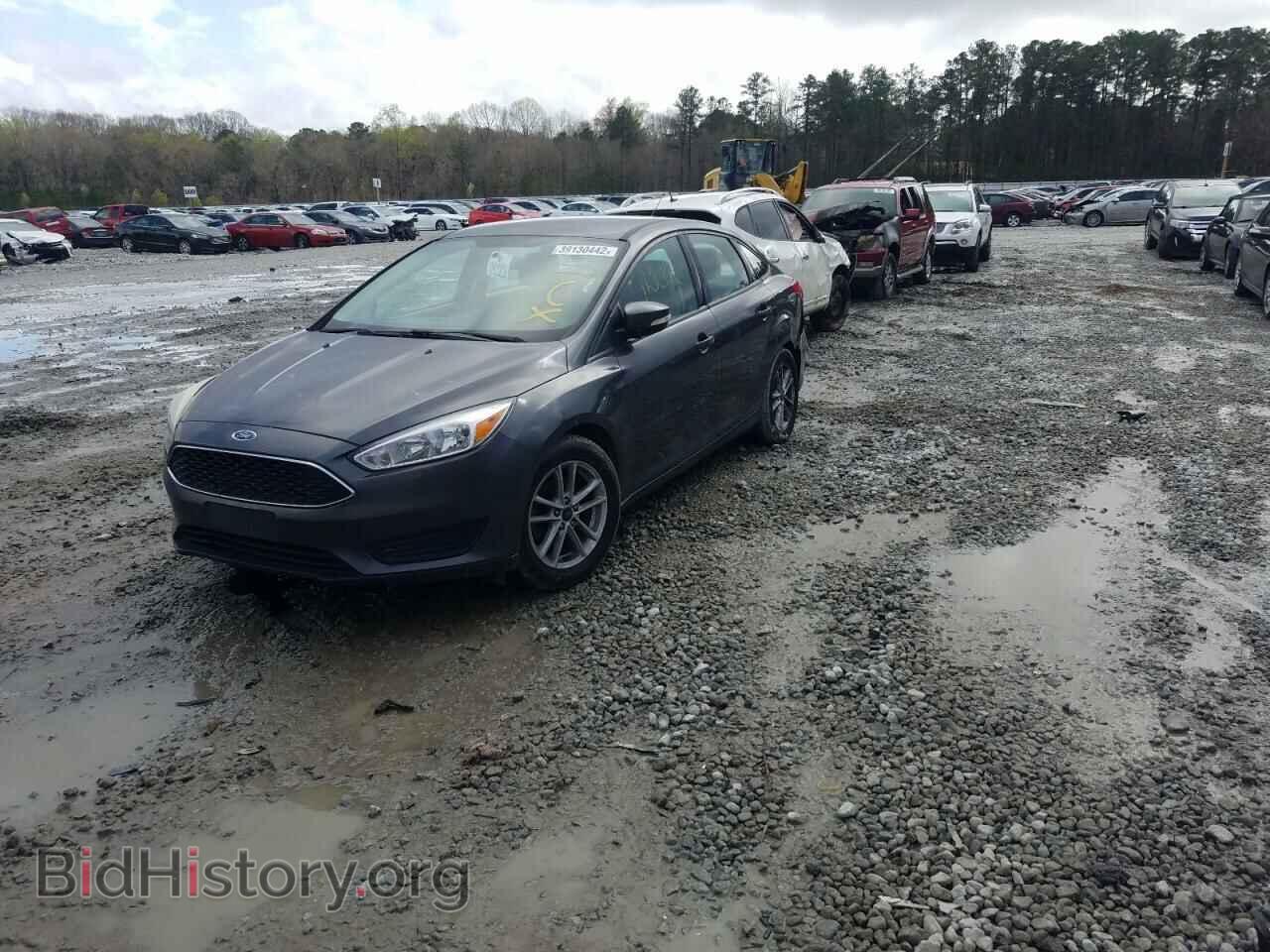 2017 FORD FOCUS - VIN: 1FADP3F2XHL225744 - Фото 2