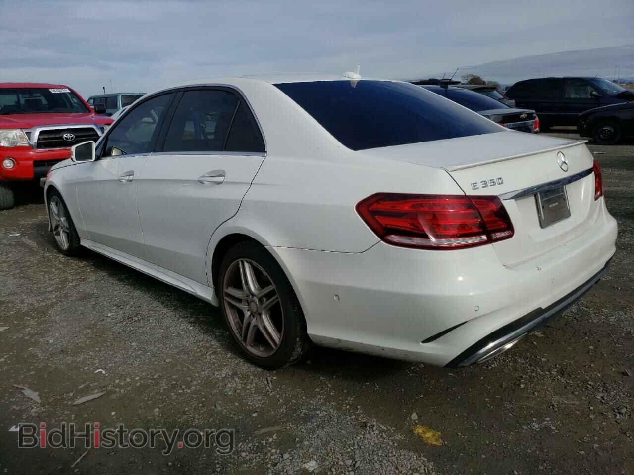 2014 MERCEDES-BENZ E-CLASS - VIN: WDDHF5KB2EA910642 - Фото 2