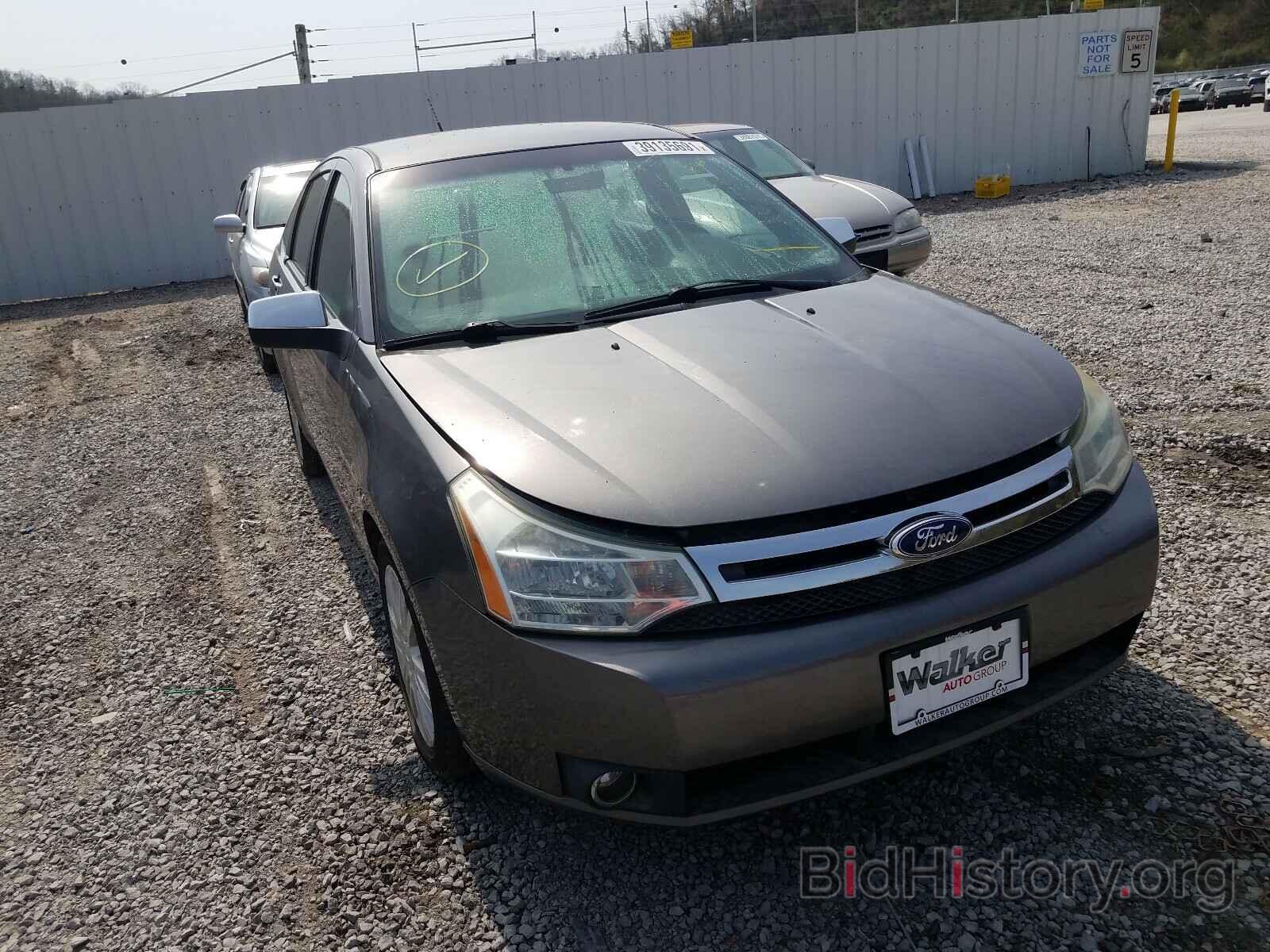 Photo 1FAHP3HN5BW163846 - FORD FOCUS 2011