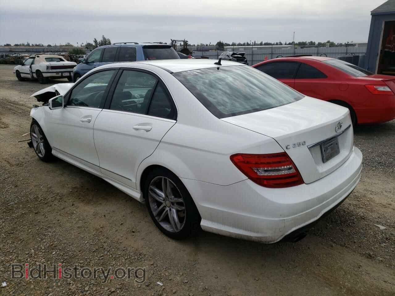 2013 MERCEDES-BENZ C-CLASS - VIN: WDDGF4HB8DA769314 - Фото 3