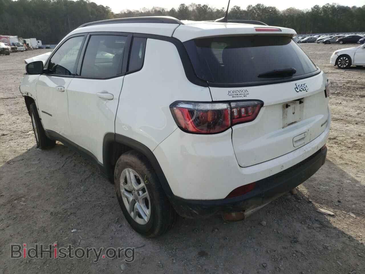 2018 JEEP COMPASS - VIN: 3C4NJCAB9JT240527 - Фото 3