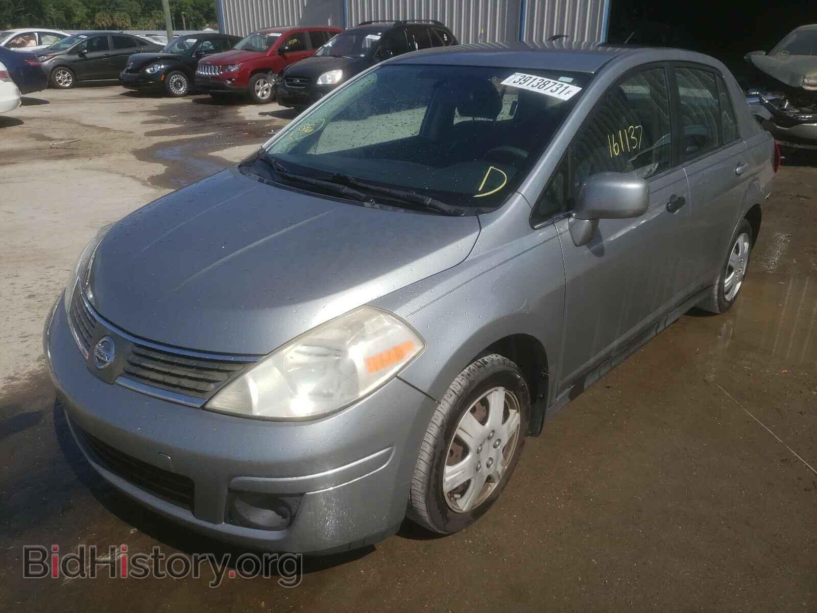 2008 NISSAN VERSA - VIN: 3N1BC11E58L393141 - Фото 2