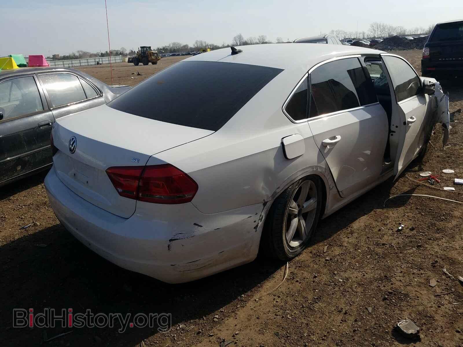 2012 VOLKSWAGEN PASSAT - VIN: 1VWBP7A32CC095151 - Фото 4