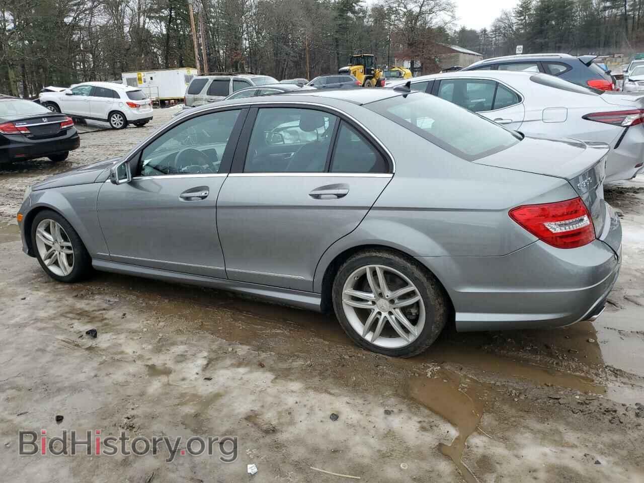2013 MERCEDES-BENZ C-CLASS - VIN: WDDGF8AB7DA821808 - Фото 2